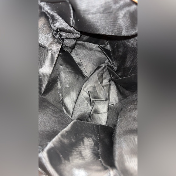 Embellished Velvet Bucket Bag NIP - Picture 13 of 13